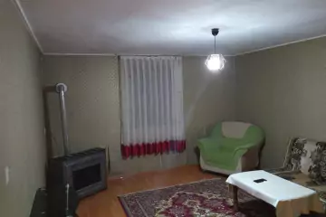 Aylıq Kirayə Həyət Evi Nzs-də