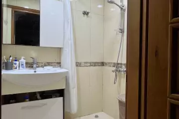Satılır Köhnə Tikili Yasamalda