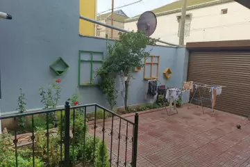 Satılır Həyət Evi Biləcəridə