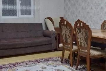Aylıq Kirayə Həyət Evi Hacı Zeynalabdin Qəsəbəsində