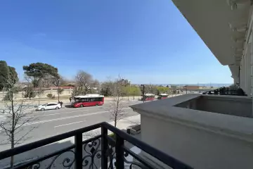 Aylıq Kirayə Yeni Tikili Ağ şəhər Kompleksində