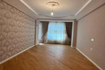 Satılır Yeni Tikili 7-ci Mikrorayonda