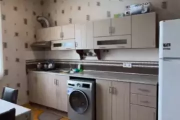 Satılır Həyət Evi Zabrat Qəsəbəsida