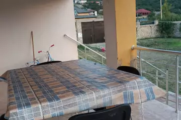 Günlük Kirayə Bağ Evi Xızı Rayonunda