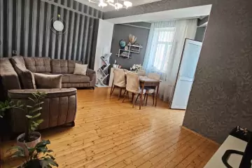 Satılır Yeni Tikili Yeni Yasamalda