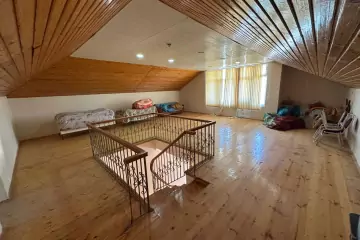 Satılır Həyət Evi Buzovnada
