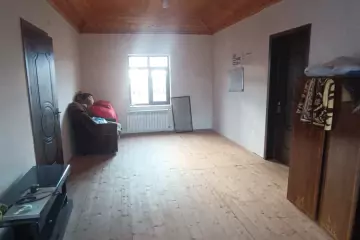 Satılır Həyət Evi Buzovnada
