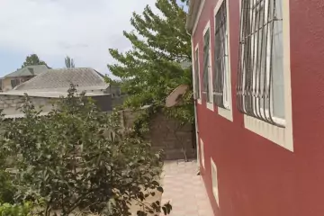 Satılır Həyət Evi Buzovnada