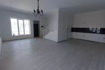 Satılır Həyət Evi Buzovnada