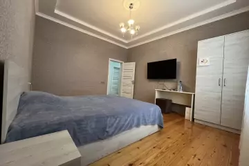 Satılır Həyət Evi Buzovnada