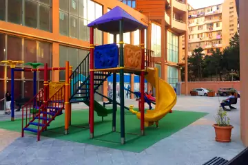 Aylıq Kirayə Yeni Tikili Elmler Akademiyasıda