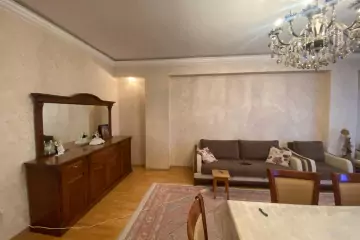 Satılır Yeni Tikili Yeni Yasamalda