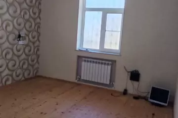 Satılır Həyət Evi Yeni Ramana Qəsəbəsida