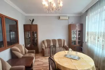 Aylıq Kirayə Yeni Tikili Elmler Akademiyasıda