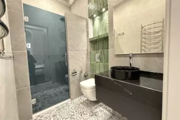 Satılır Yeni Tikili Ağ şəhər Kompleksində