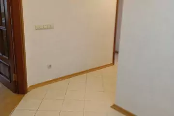 Aylıq Kirayə Köhnə Tikili Həsən əliyev (keçmiş İnqilab)da