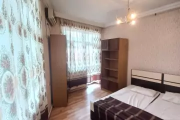 Aylıq Kirayə Yeni Tikili Elmler Akademiyasıda