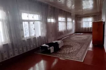 Satılır Həyət Evi Vağzalda