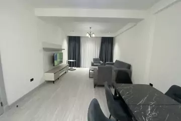 Satılır Yeni Tikili Bakıxanovda