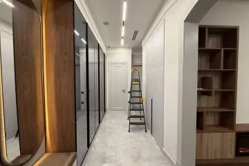 Satılır Yeni Tikili Ağ şəhər Kompleksində