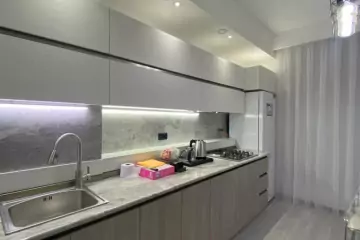 Satılır Yeni Tikili Bakıxanovda