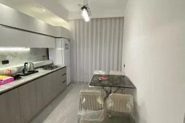 Satılır Yeni Tikili Bakıxanovda