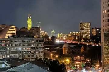 Aylıq Kirayə Yeni Tikili şərq Bazarında