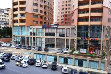 Aylıq Kirayə Yeni Tikili Elmler Akademiyasıda