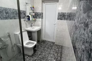 Satılır Həyət Evi Buzovnada