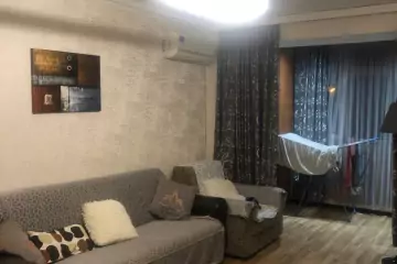 Satılır Köhnə Tikili Yasamalda