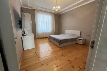Satılır Həyət Evi Buzovnada