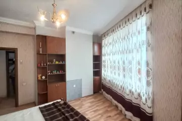 Aylıq Kirayə Yeni Tikili Elmler Akademiyasıda
