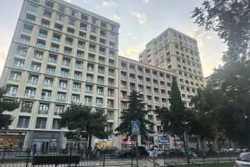Satılır Yeni Tikili Bakıxanovda