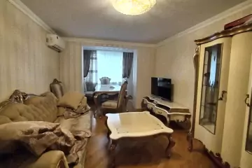 Satılır Köhnə Tikili İzmir Parkı