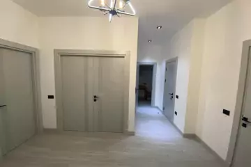 Satılır Yeni Tikili Bakıxanovda