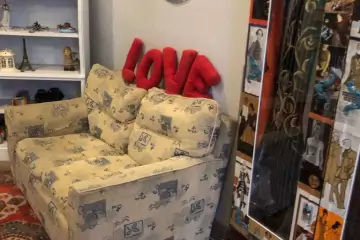 Satılır Köhnə Tikili Mərkəzdə