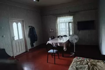 Satılır Həyət Evi Vağzalda