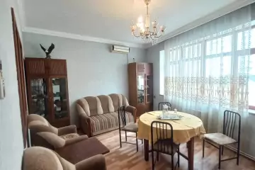 Aylıq Kirayə Yeni Tikili Elmler Akademiyasıda
