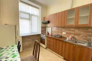 Aylıq Kirayə Köhnə Tikili 28 May Metrosu ətrafında