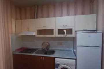 Aylıq Kirayə Yeni Tikili Elmler Akademiyasıda