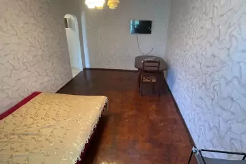 Aylıq Kirayə Köhnə Tikili Elmler Akademiyasıda