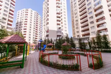 Satılır Yeni Tikili Elmler Akademiyasıda