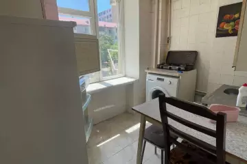 Aylıq Kirayə Köhnə Tikili Elmler Akademiyasıda