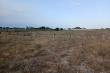Satılır Torpaq Binədə