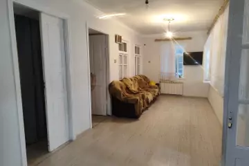 Satılır Həyət Evi Sabunçu Qəsəbəsida