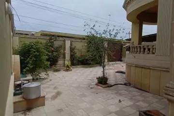 Satılır Həyət Evi Yeni Ramana Qəsəbəsida