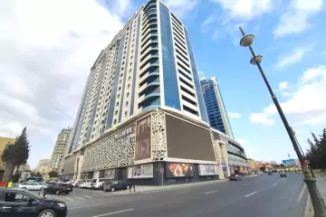 Satılır Yeni Tikili Ağ şəhər Kompleksində