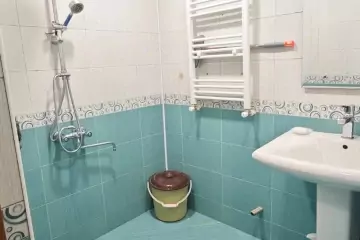 Aylıq Kirayə Köhnə Tikili Heydər əliyev Mərkəzində