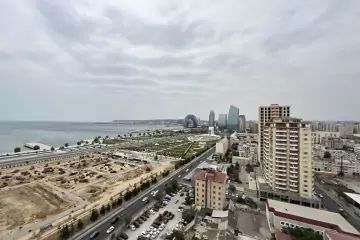 Satılır Yeni Tikili Ağ şəhər Kompleksində