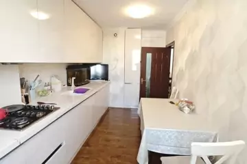 Aylıq Kirayə Köhnə Tikili Heydər əliyev Mərkəzində